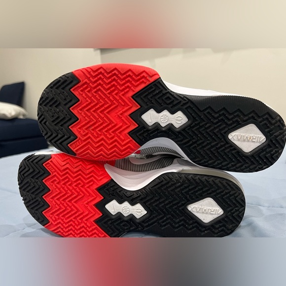 Nike AirMax - Picture 2 of 2